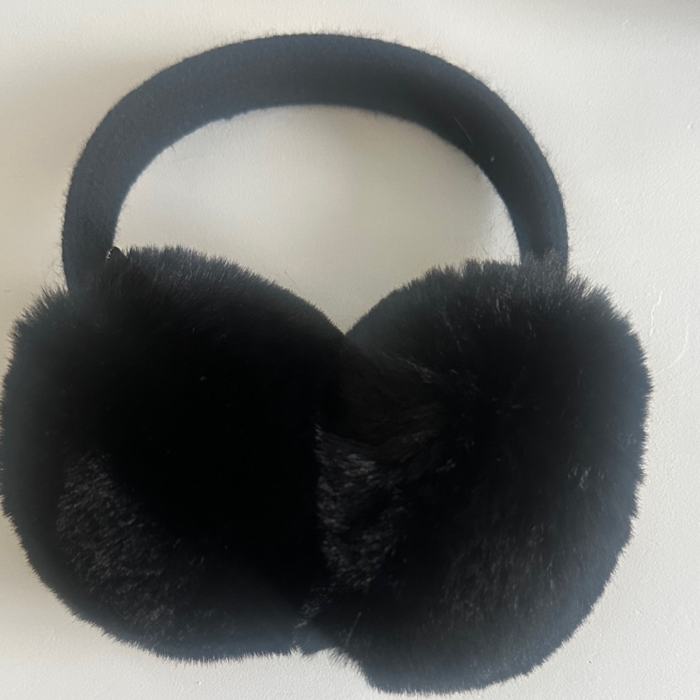 Aerosoles Plush Black Fur Earmuffs
